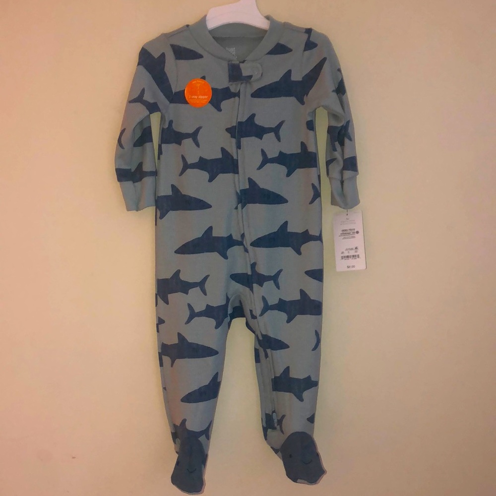 Just One you by Carters 2 way zipper outfit Sz 9 months NWT